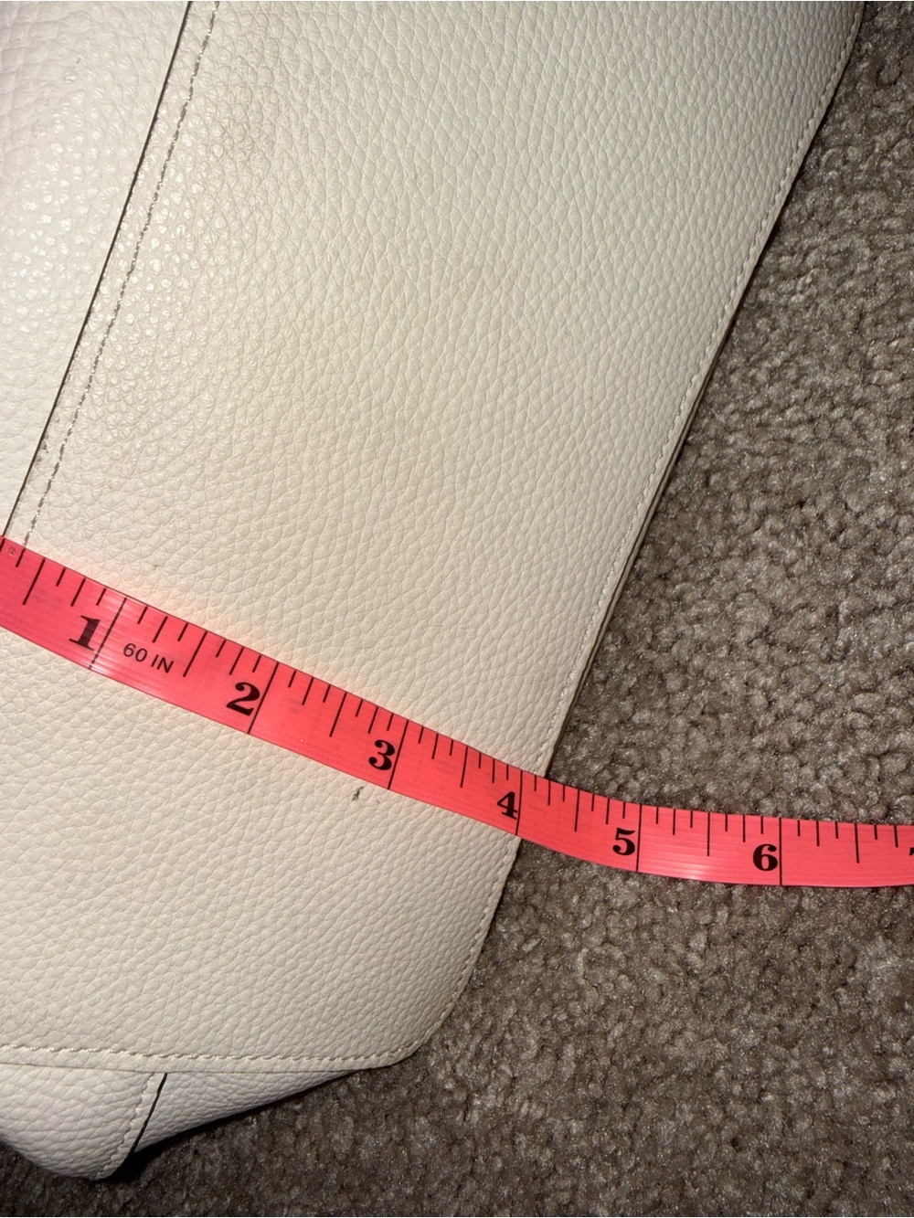 Coach Town Bucket Bag in white with light brown interior - Picture 5 of 6
